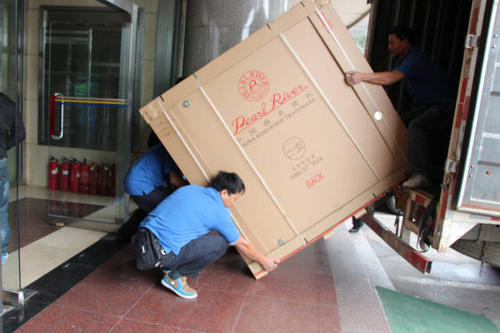 林周钢琴贵重工艺品无忧运